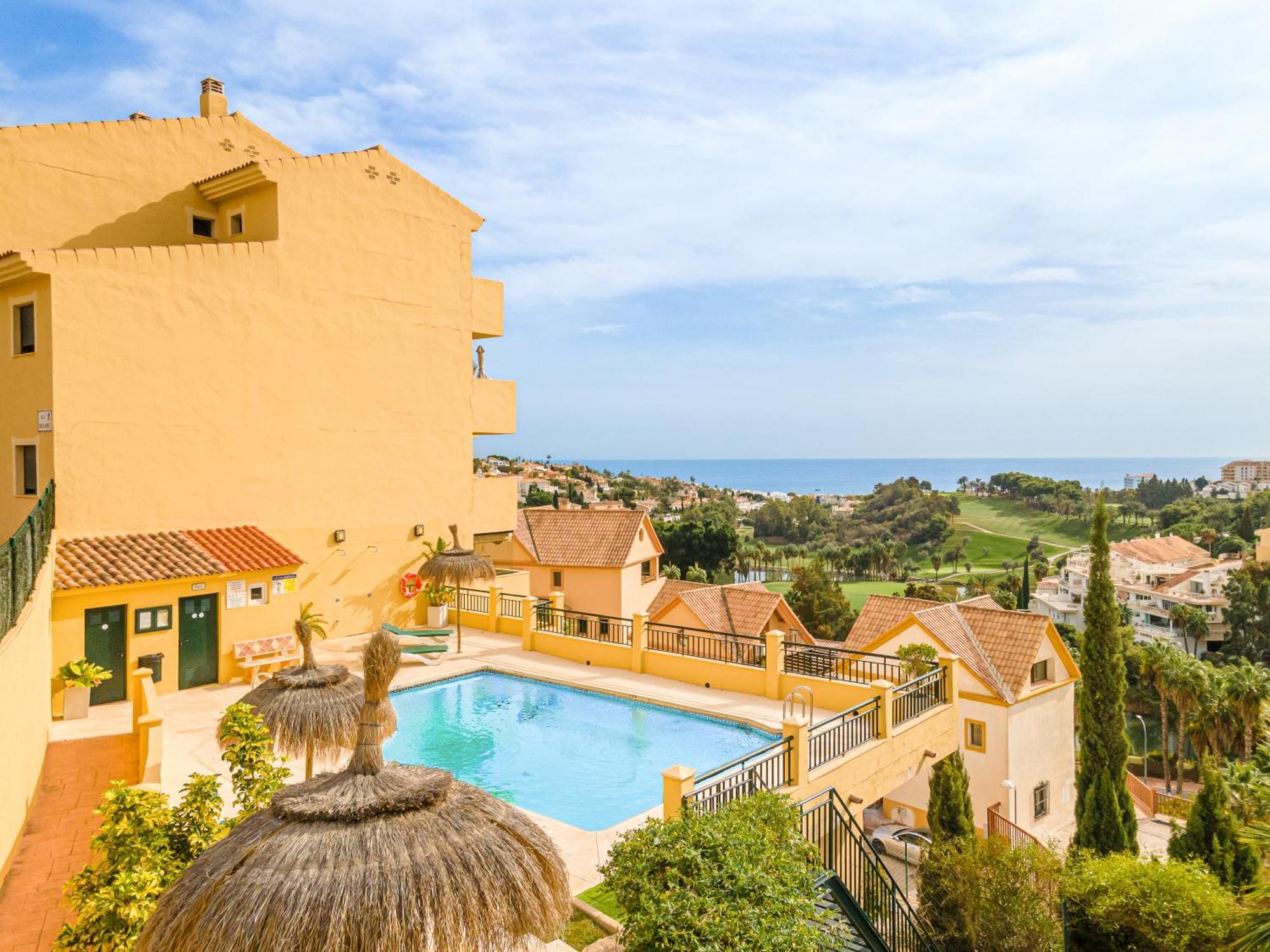 Fabulous Golf Front Apartment With Pool And Seaview Benalmádena Exterior photo